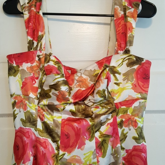 Maggy London Floral Dress - Picture 2 of 4